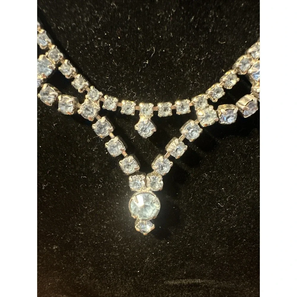 Vtg Blue Rhinestone Necklace With Earrings Screw Back